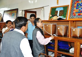 The Governor of Arunachal Pradesh Shri JP Rajkhowa in the District Handcrafts Centre, Ziro on 18th July 2015